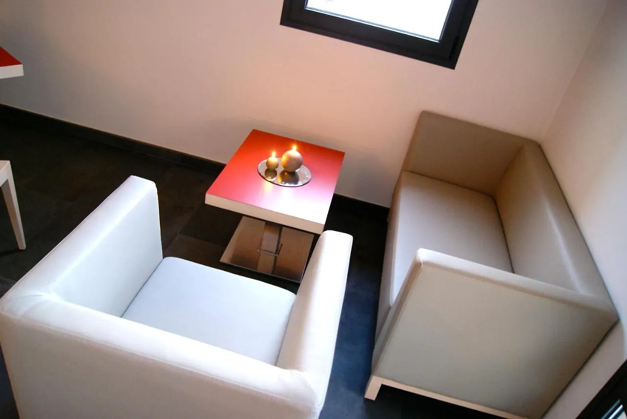 Restaurante Y Alojamiento Can Mach Guest House Tapis 2*,
